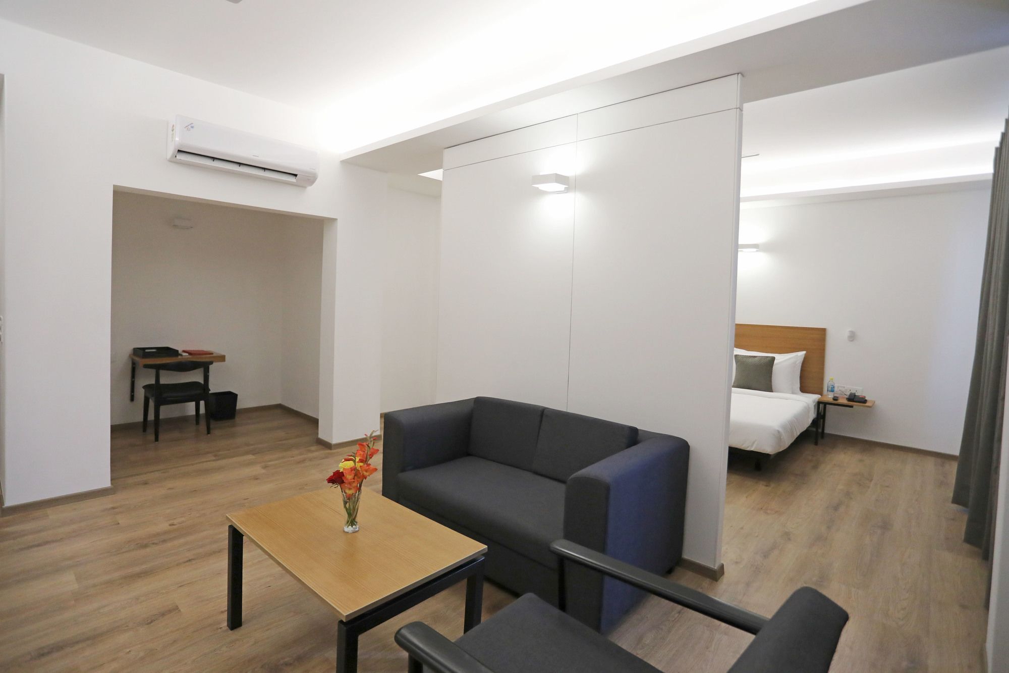 Oyo Townhouse 027 Sector 15 Gurgaon Hotel Ngoại thất bức ảnh