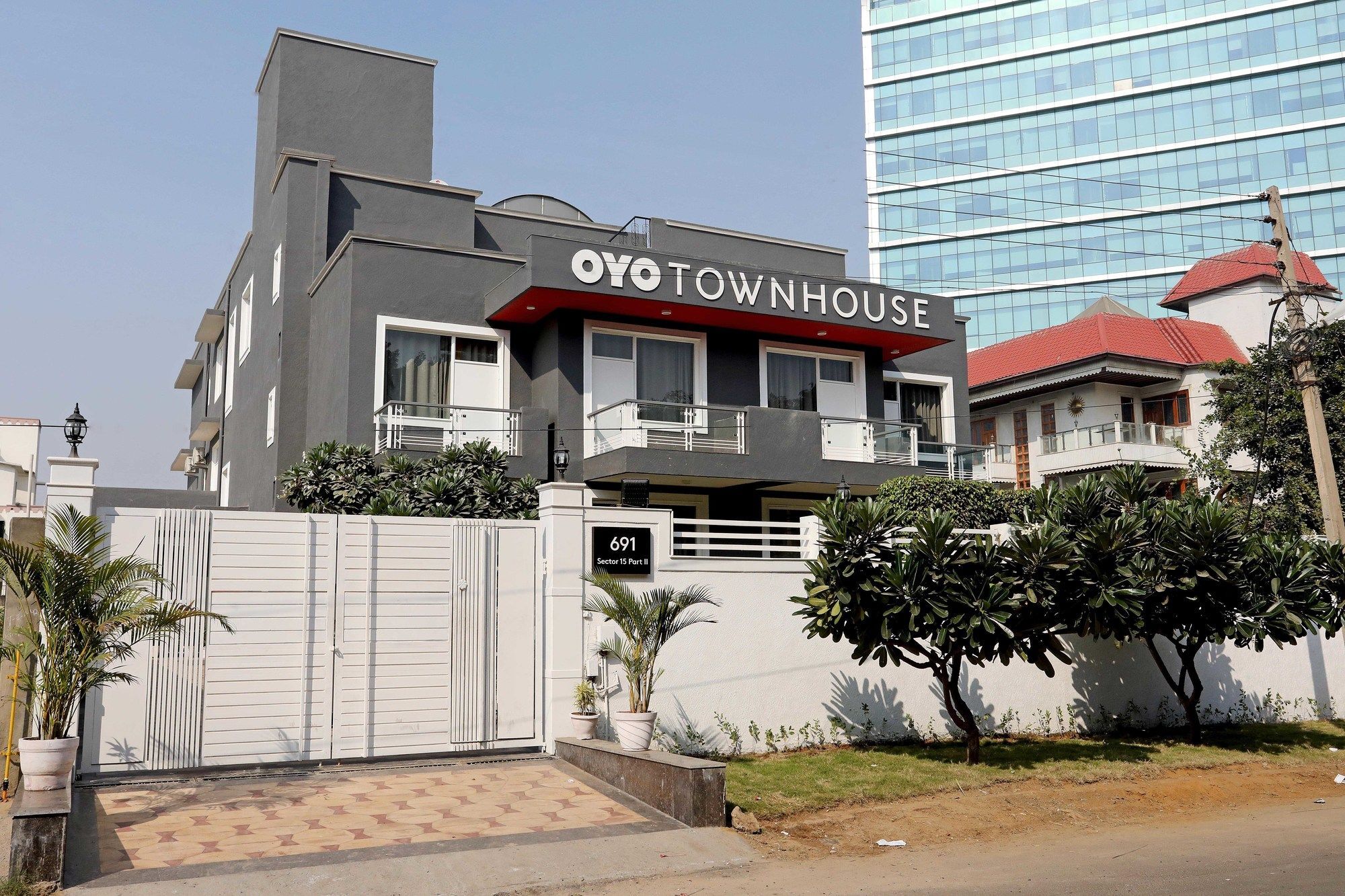Oyo Townhouse 027 Sector 15 Gurgaon Hotel Ngoại thất bức ảnh